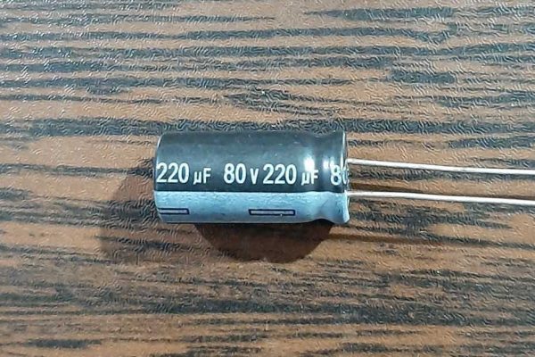 AiSHi 80V 220uF - خازن الکترولیت، 80 ولت، 220 میکروفاراد