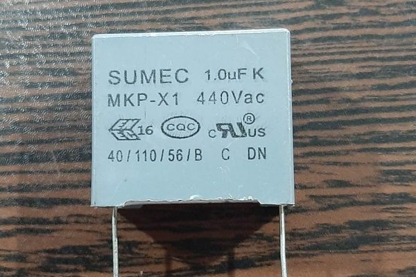MKT 440VAC 1uF - خازن MKT، ظرفیت 1 میکروفاراد، 440 ولت AC