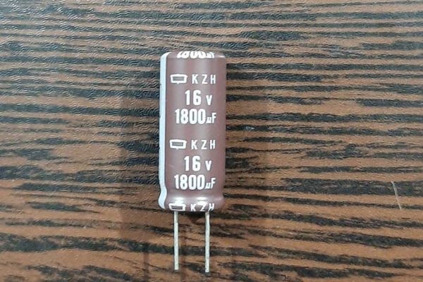 NIPPON 16V 1800uF - خازن الکترولیت، 16 ولت، 1800 میکروفاراد