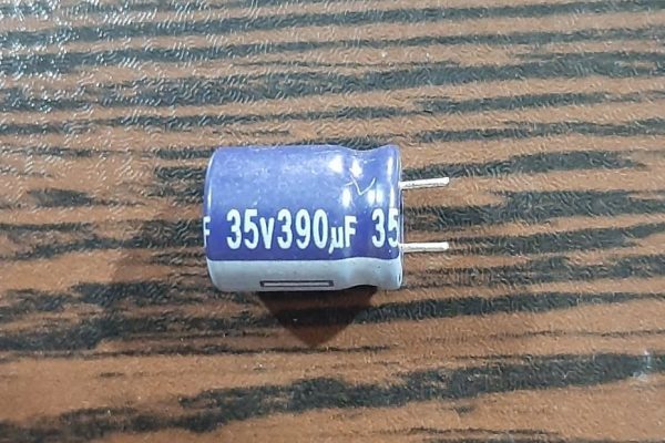 AiSHi 35V 390uF - خازن الکترولیت، 35 ولت، 390 میکروفاراد