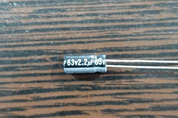 AiSHi 63V 2.2uF - خازن الکترولیت، 63 ولت، 2.2 میکروفاراد