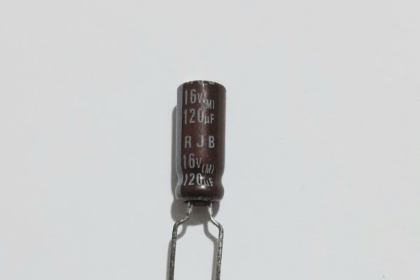 ELNA 16V 120uF - خازن الکترولیت، 16 ولت، 120 میکروفاراد