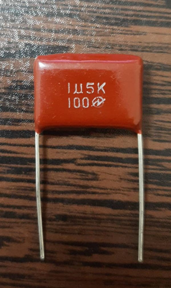 POLYESTER 100V 1.5uF - خازن پلی استر، 100 ولت، 1.5 میکروفاراد