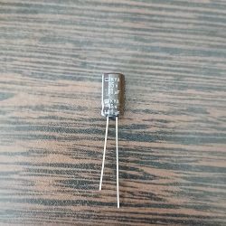 Nippon 35V 100uF – خازن الکترولیت 35 ولت 100 میکرو فاراد سری KYA ابعاد 12 * 6.5